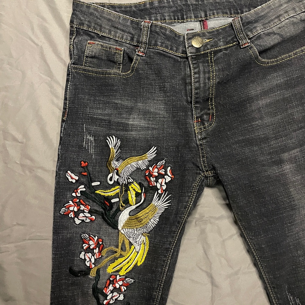 Embroidered Dark Wash Jeans - Picture 2 of 4